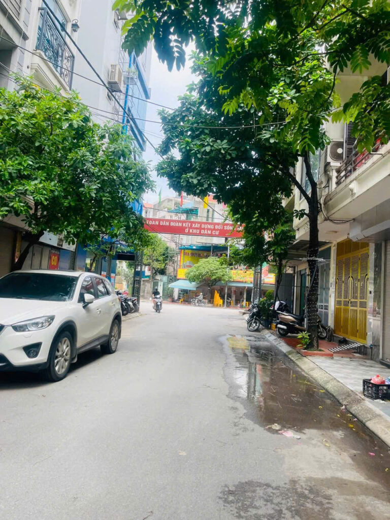 🔥 MẶT PHỐ KINH DOANH ĐỈNH – Ô TÔ TRÁNH ĐỖ – VỈA HÈ RỘNG – NHÀ MỚI ĐẸP – KĐT VĂN QUÁN